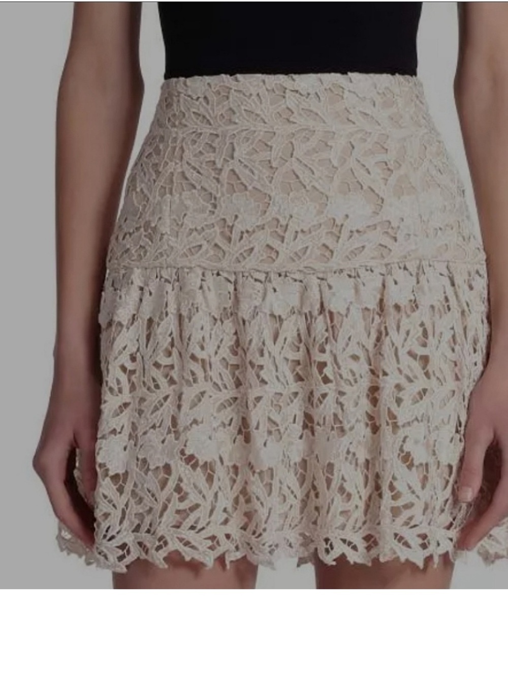 Alice and Olivia Jayce lace mini skirt